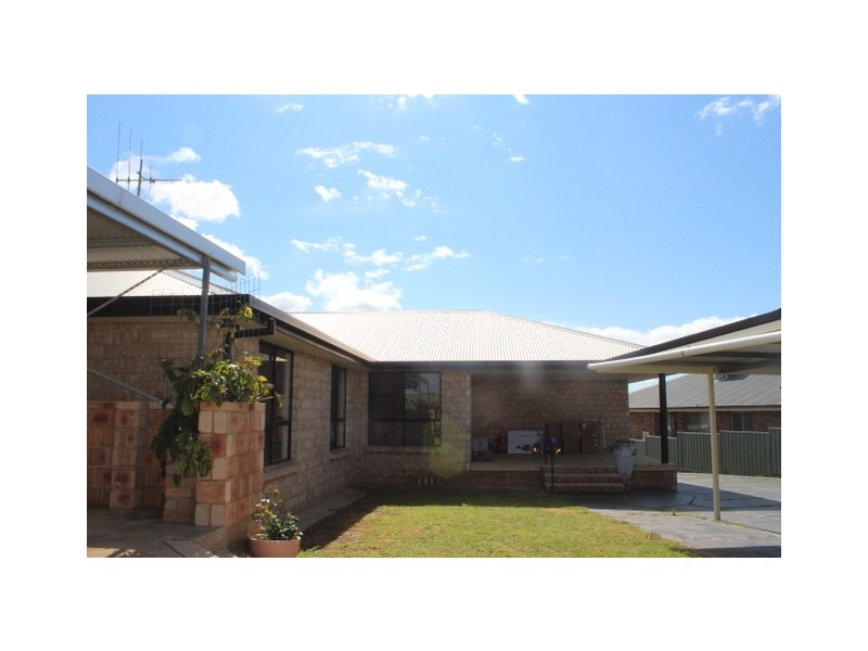 19 Alder Avenue, Parkes NSW 2870