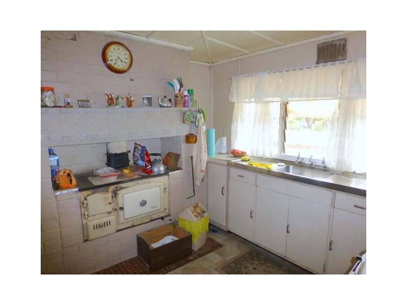 5 Lawson Street, Parkes NSW 2870