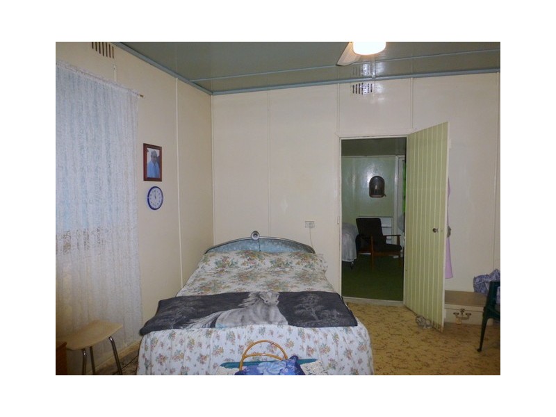 5 Lawson Street, Parkes NSW 2870