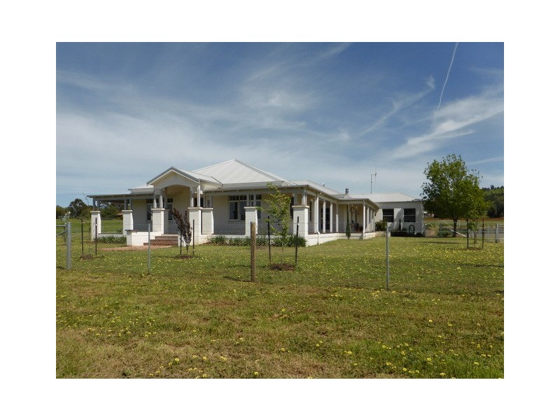 189 Tanks Road, Parkes NSW 2870