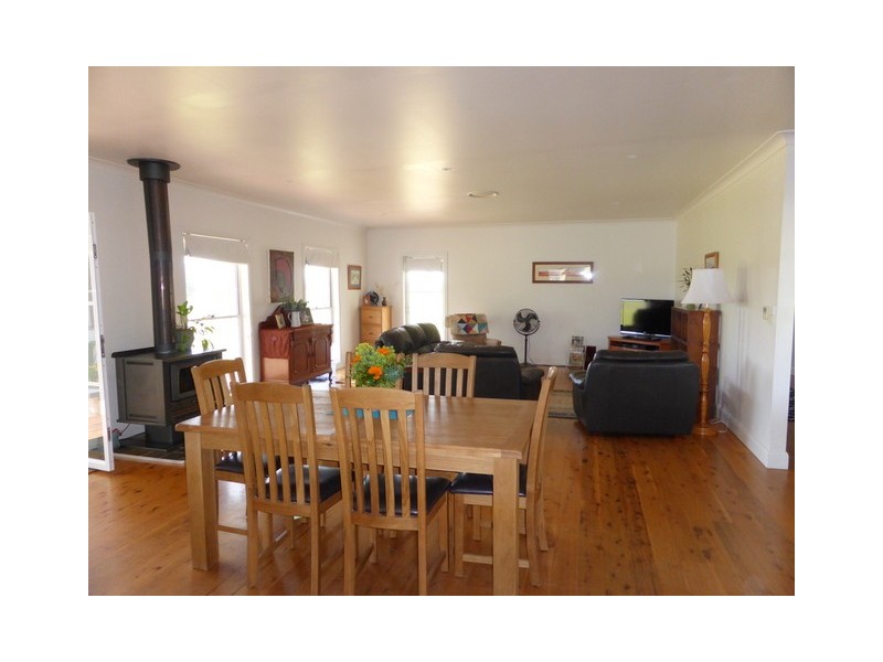 189 Tanks Road, Parkes NSW 2870