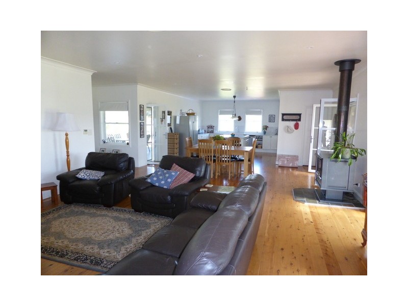 189 Tanks Road, Parkes NSW 2870