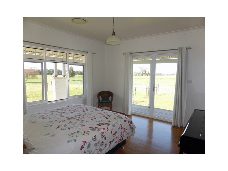 189 Tanks Road, Parkes NSW 2870