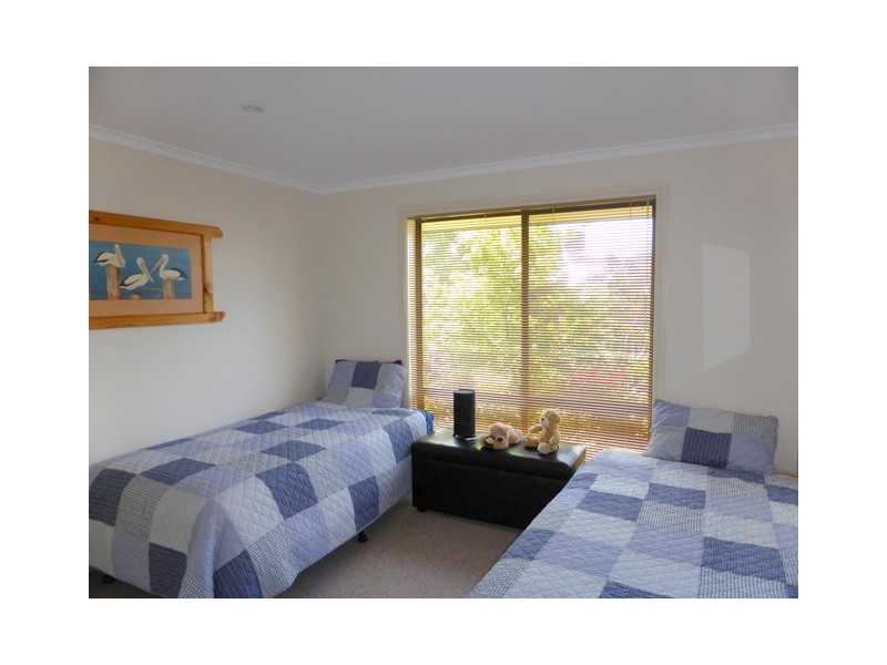 18 Vaucluse Place, Parkes NSW 2870