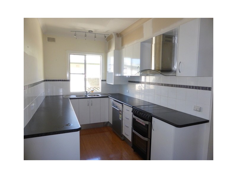 3 Waratah Street, Parkes NSW 2870