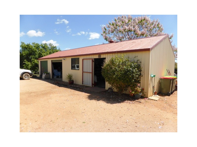 68-72 Thomas Street, Parkes NSW 2870