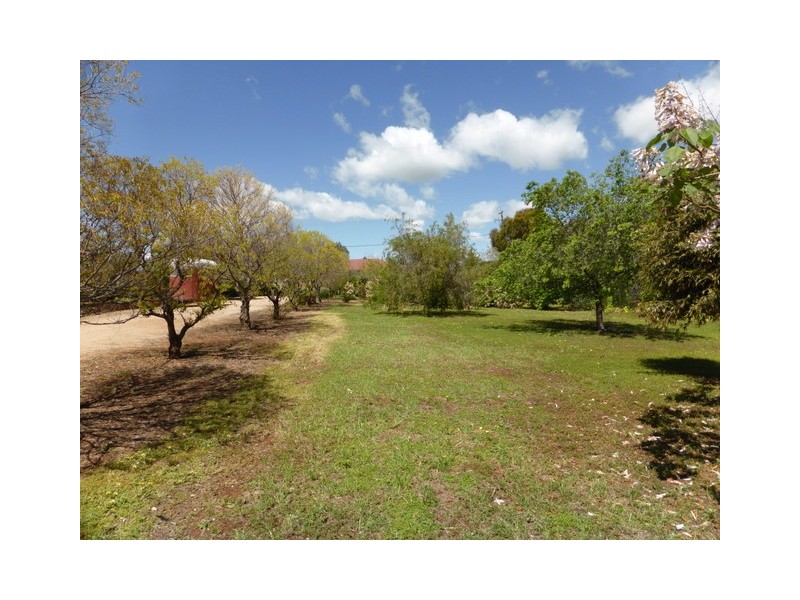 68-72 Thomas Street, Parkes NSW 2870