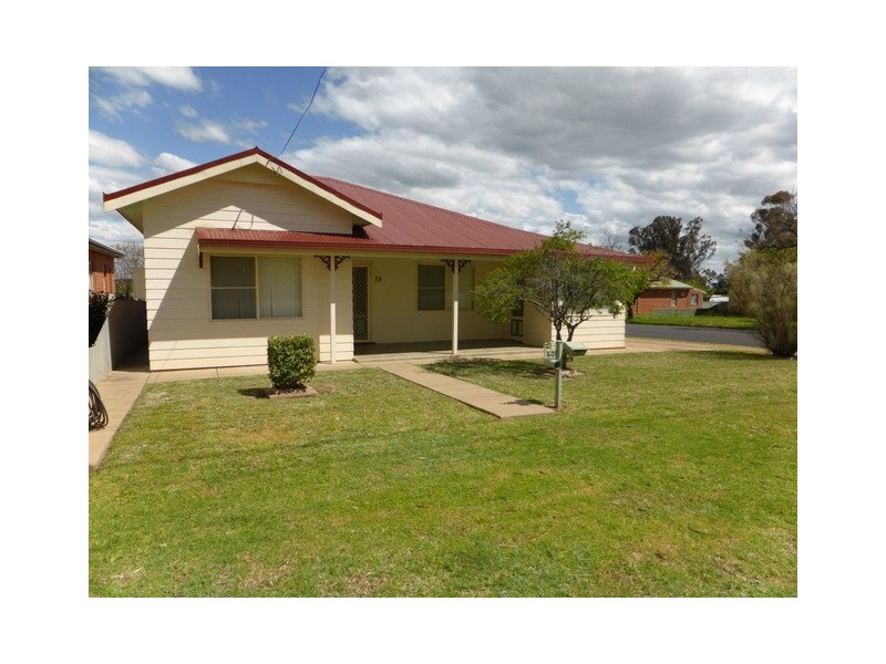 59 Victoria Street, Parkes NSW 2870