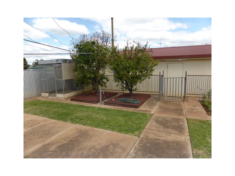 59 Victoria Street, Parkes NSW 2870