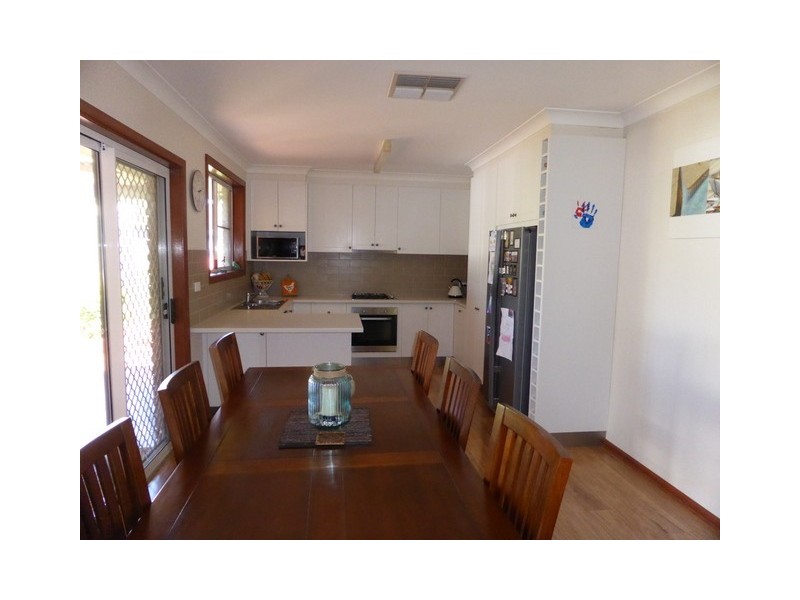 47 Woodward Street, Parkes NSW 2870