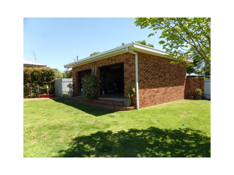 47 Woodward Street, Parkes NSW 2870