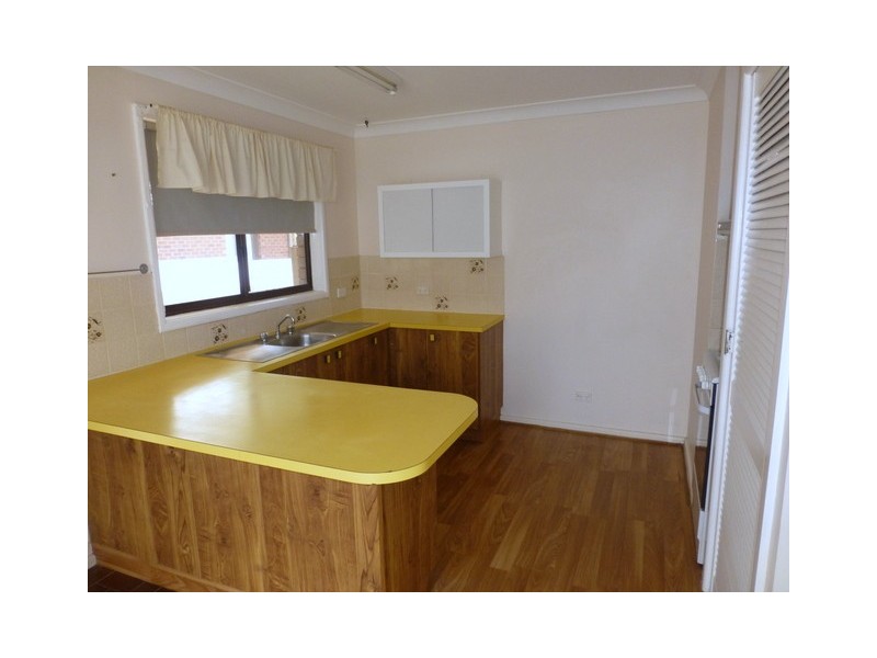 18 Callaghan Street, Parkes NSW 2870