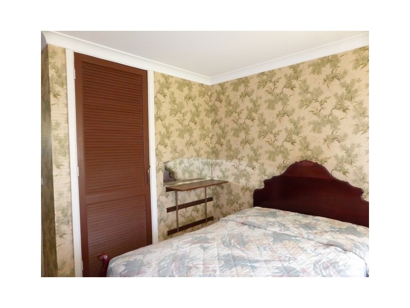 3 Downes Cres, Parkes NSW 2870