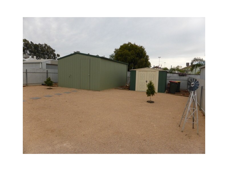 11 Bollinger Street, Parkes NSW 2870