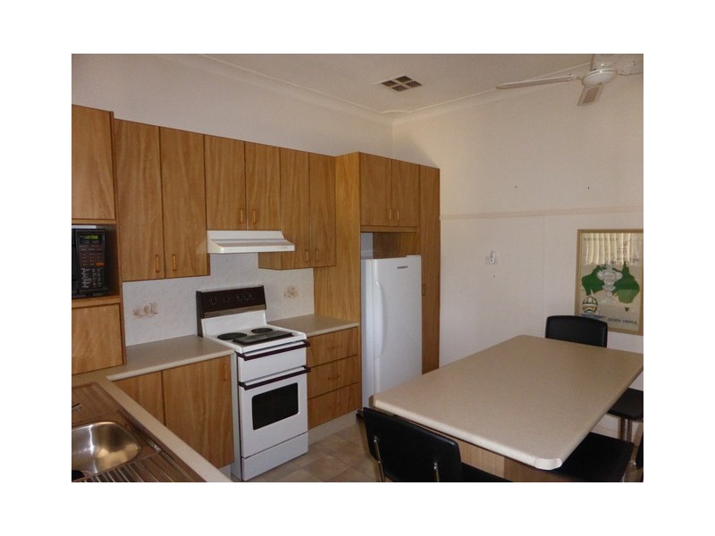 40 Cecile Street, Parkes NSW 2870