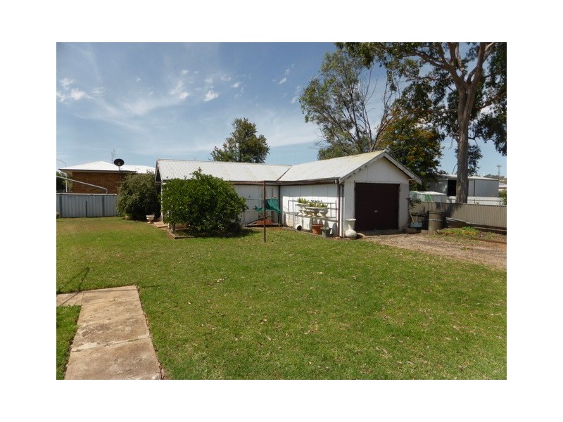 40 Cecile Street, Parkes NSW 2870