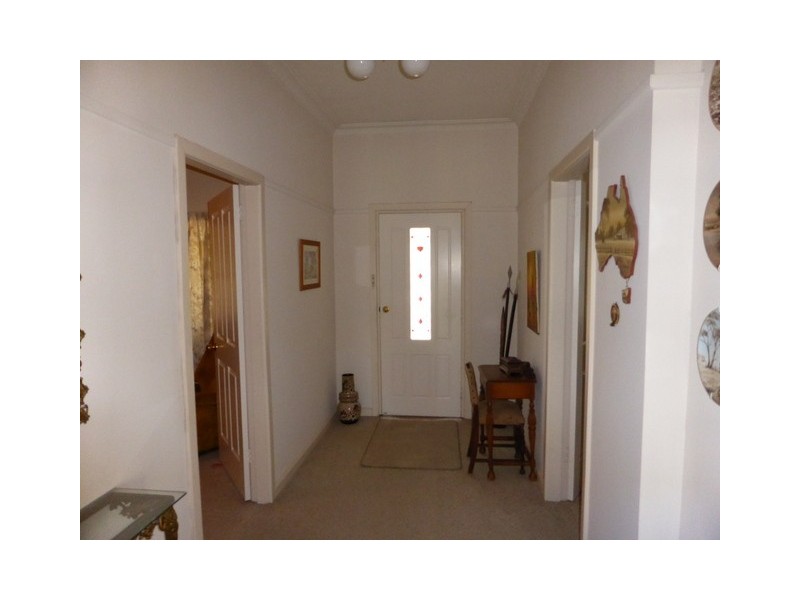 40 Cecile Street, Parkes NSW 2870