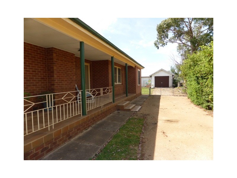 40 Cecile Street, Parkes NSW 2870