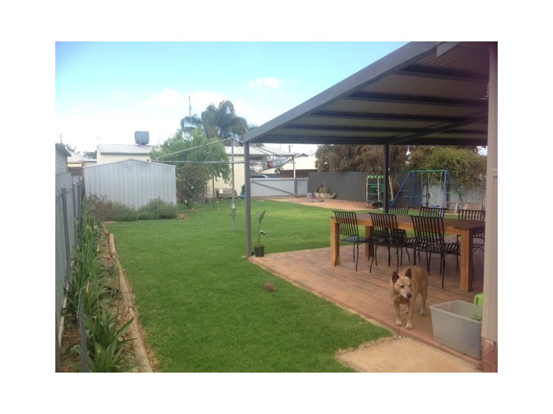 21 East Street, Parkes NSW 2870