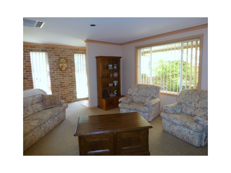 13 Hillcrest Avenue, Parkes NSW 2870