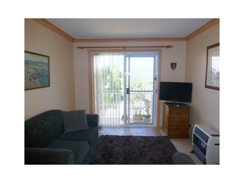 13 Hillcrest Avenue, Parkes NSW 2870