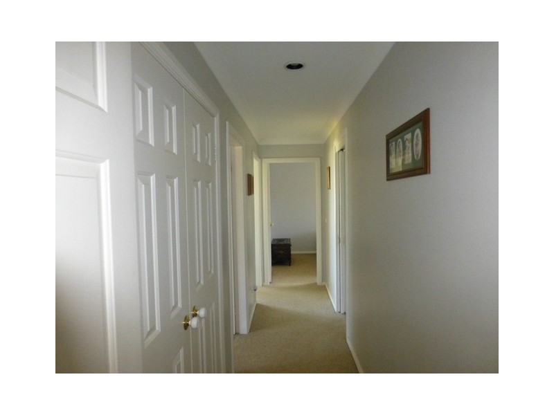 13 Hillcrest Avenue, Parkes NSW 2870