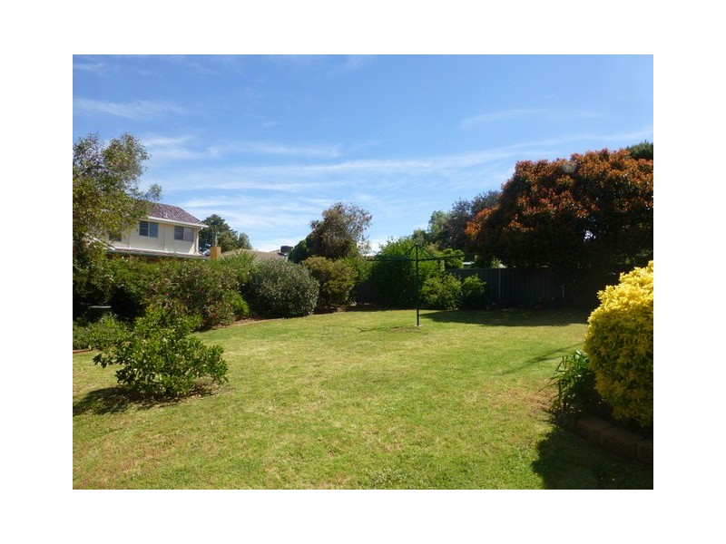 13 Hillcrest Avenue, Parkes NSW 2870