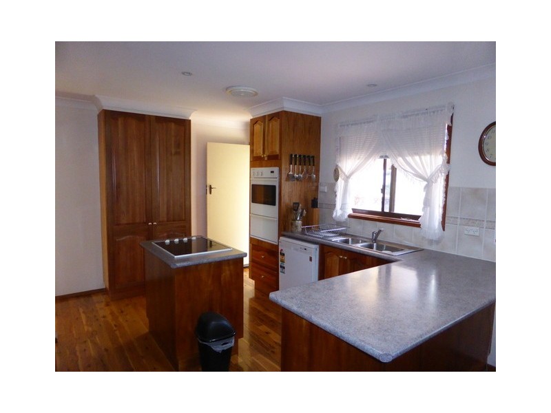 93 Victoria Street, Parkes NSW 2870