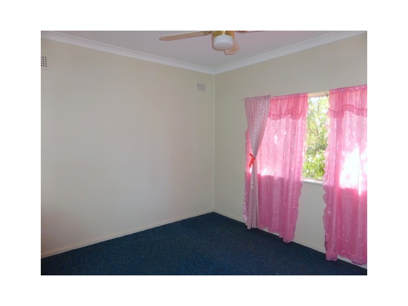 14 Hodges Street, Parkes NSW 2870