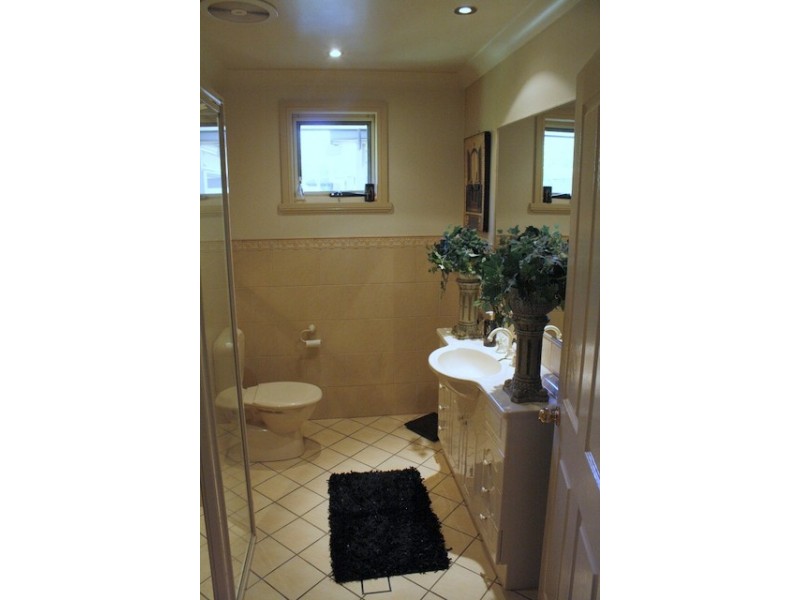 6 Lorking Street, Parkes NSW 2870