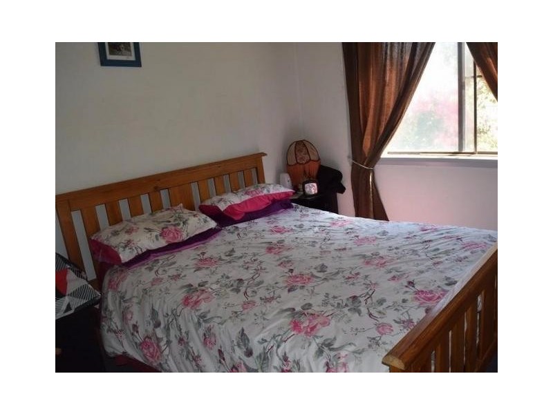 85 Victoria Street, Parkes NSW 2870