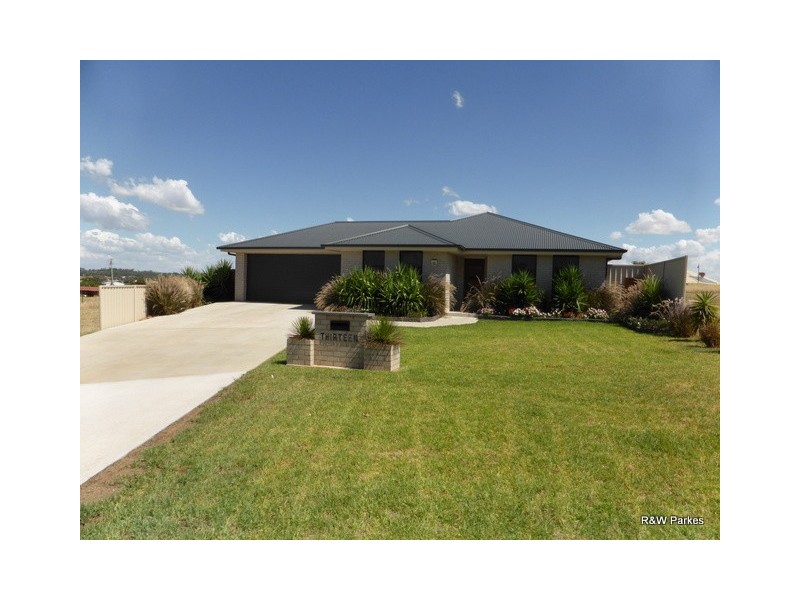 13 Alder Avenue, Parkes NSW 2870