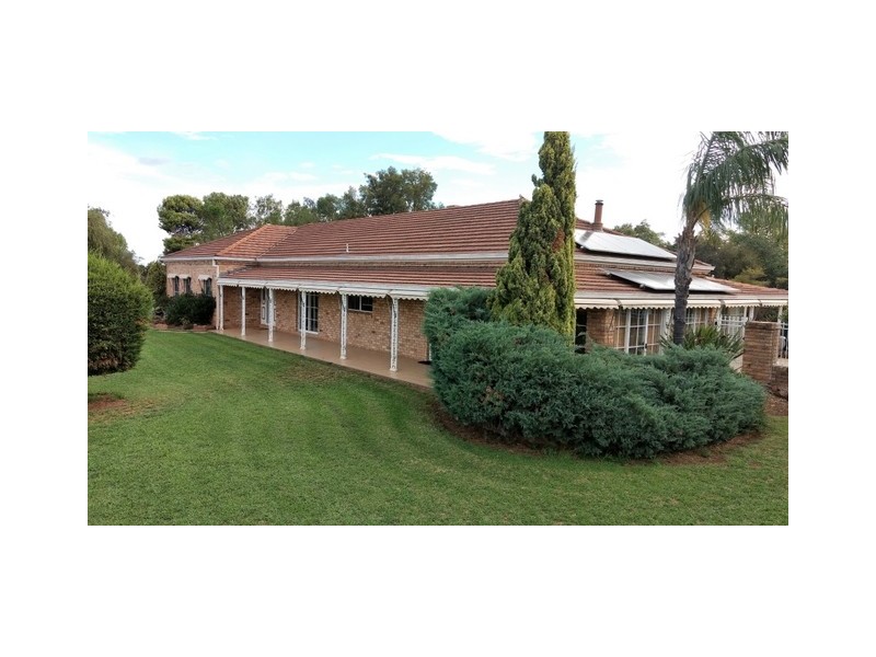 44 Jones Street, Parkes NSW 2870