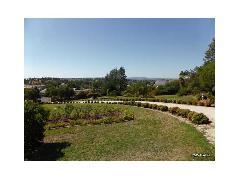 44 Jones Street, Parkes NSW 2870