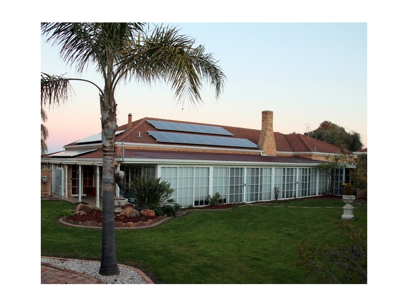 44 Jones Street, Parkes NSW 2870