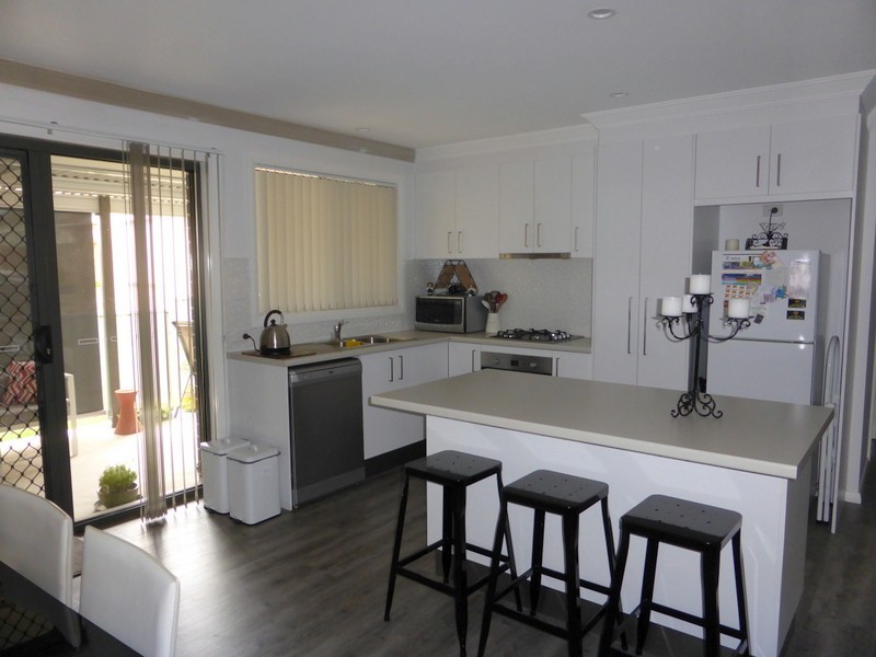 2/8 Clancy Place, Parkes NSW 2870