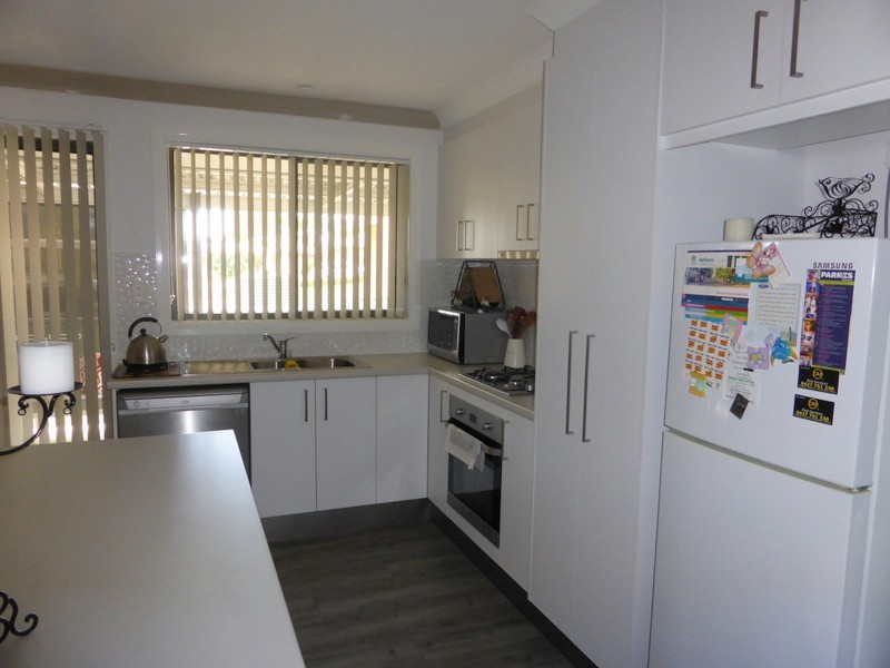 2/8 Clancy Place, Parkes NSW 2870