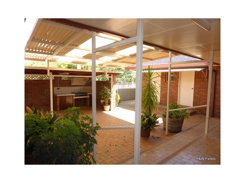 3 Goobang Street, Parkes NSW 2870