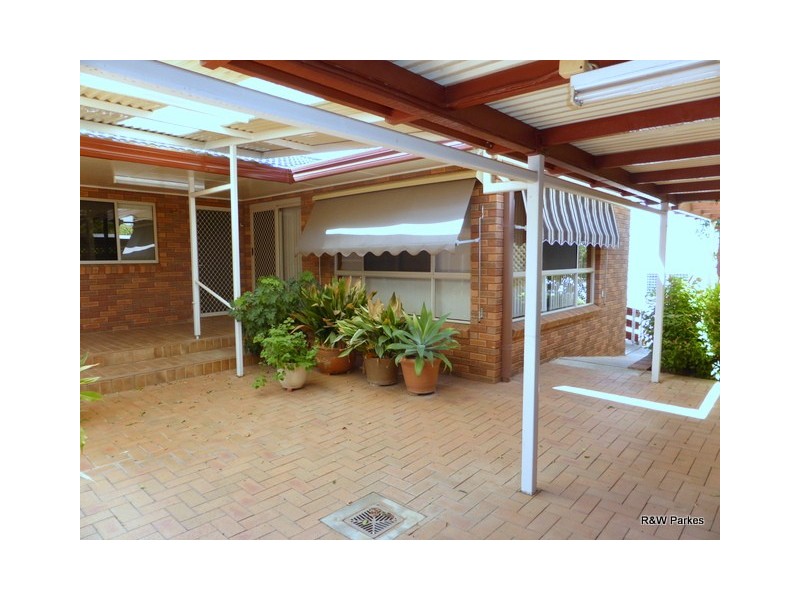 3 Goobang Street, Parkes NSW 2870