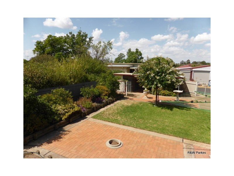 3 Goobang Street, Parkes NSW 2870