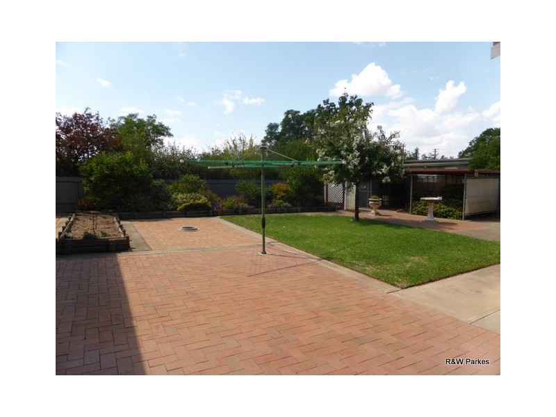 3 Goobang Street, Parkes NSW 2870