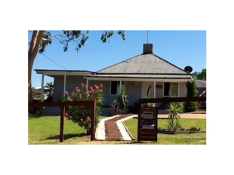 14 Wentworth Street, Parkes NSW 2870