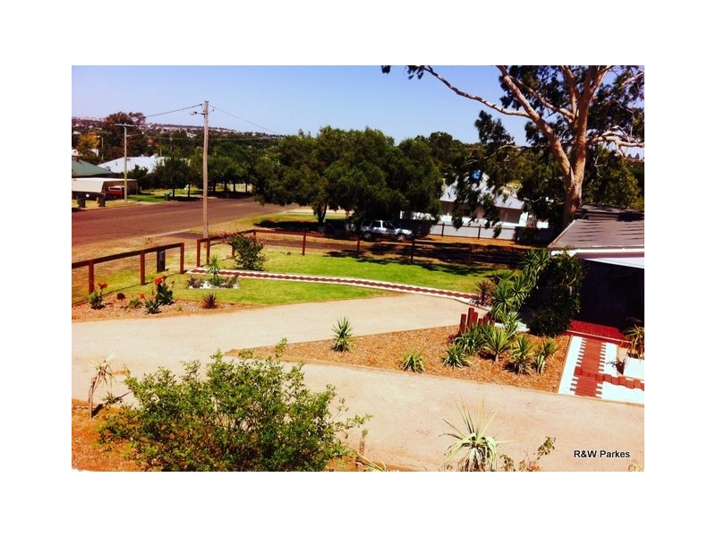 14 Wentworth Street, Parkes NSW 2870