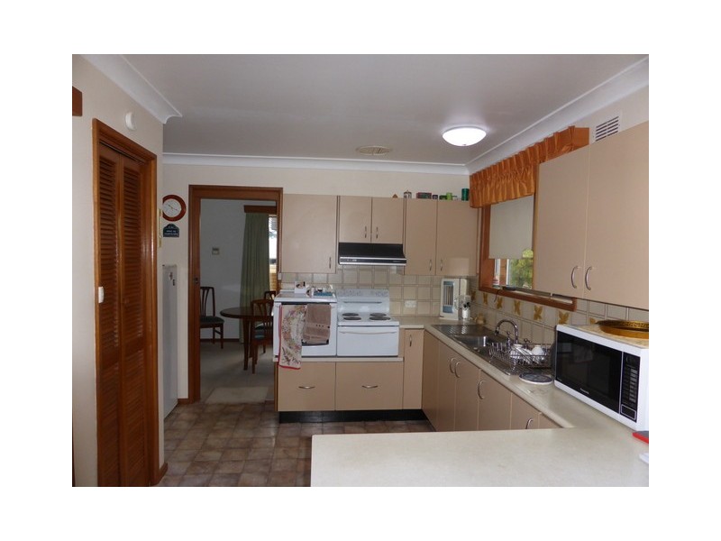 28 Mengarvie Road, Parkes NSW 2870