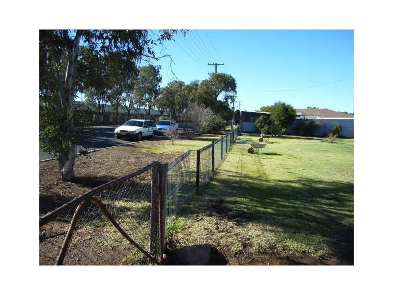 Parkes NSW 2870
