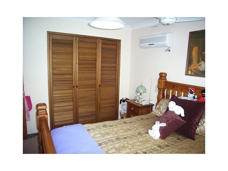 2 Hillcrest Avenue, Parkes NSW 2870