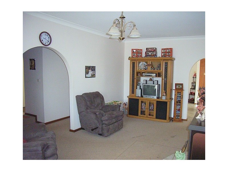 2 Hillcrest Avenue, Parkes NSW 2870