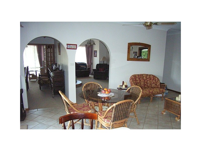 2 Hillcrest Avenue, Parkes NSW 2870