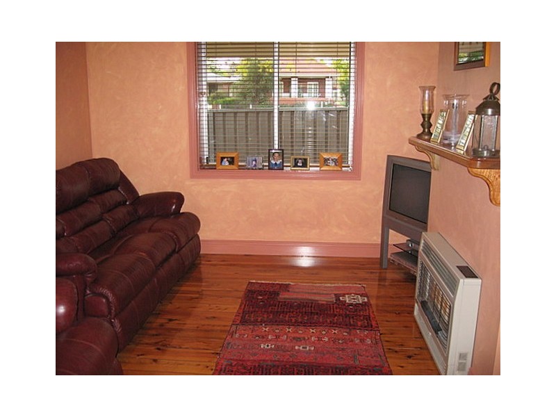 50 Hill Street, Parkes NSW 2870