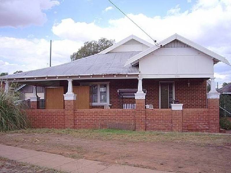 389 Clarinda Street, Parkes NSW 2870